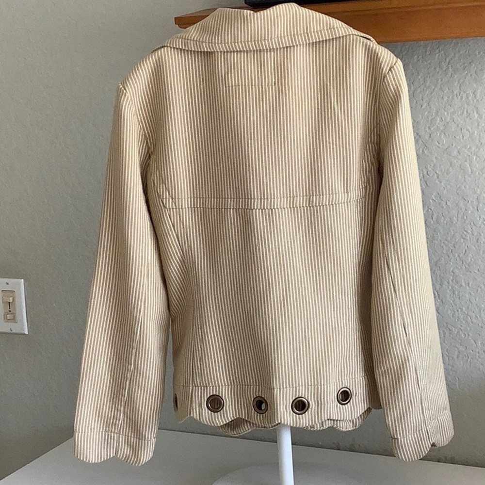 LAL Crop Jacket - Picture 7 of 8